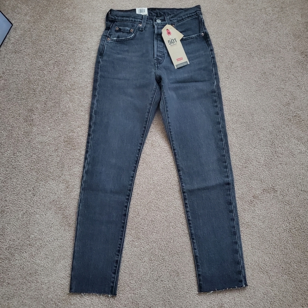 Levi's 501 High Rise Gray Jeans - Picture 5 of 8